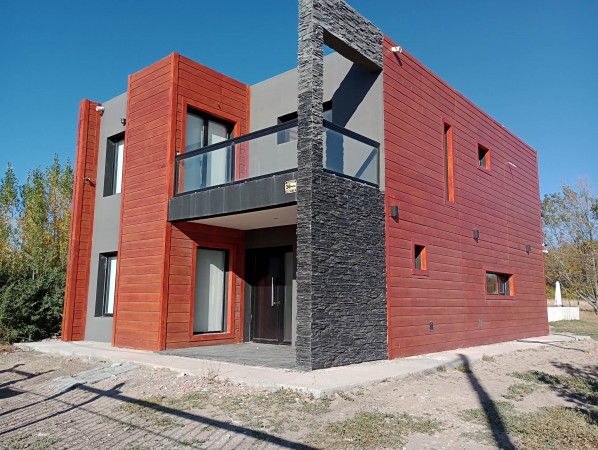Foto Casa en Venta en Rawson, Chubut - U$D 180.000 - pix94549613 - BienesOnLine