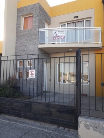 Foto Duplex en Venta en Rawson, Chubut - U$D 180.000 - pix46878613 - BienesOnLine